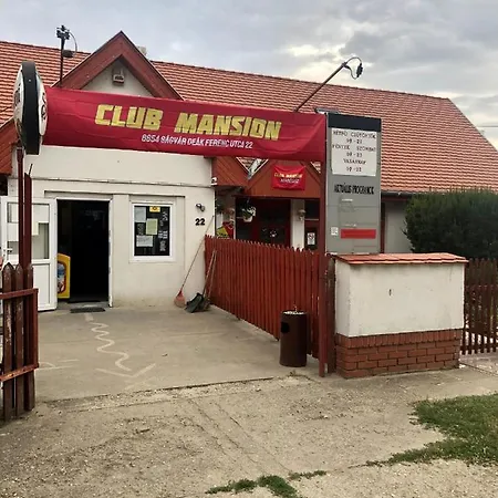 Club Mansion -siófok * Ságvár